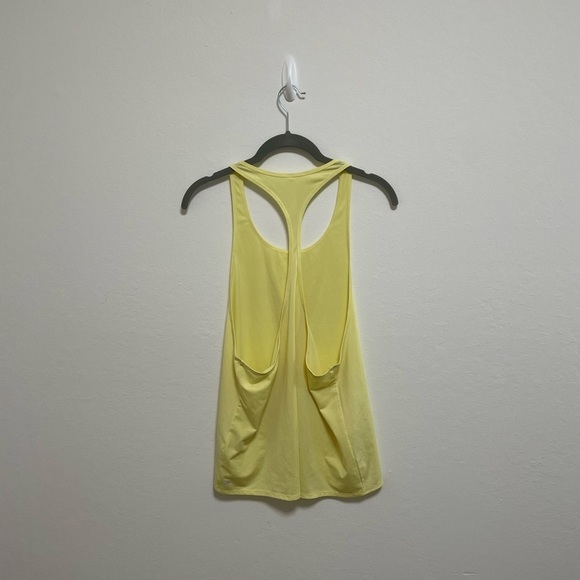 Fabletics Yellow Workout Tank Top Size small - Picture 4 of 5